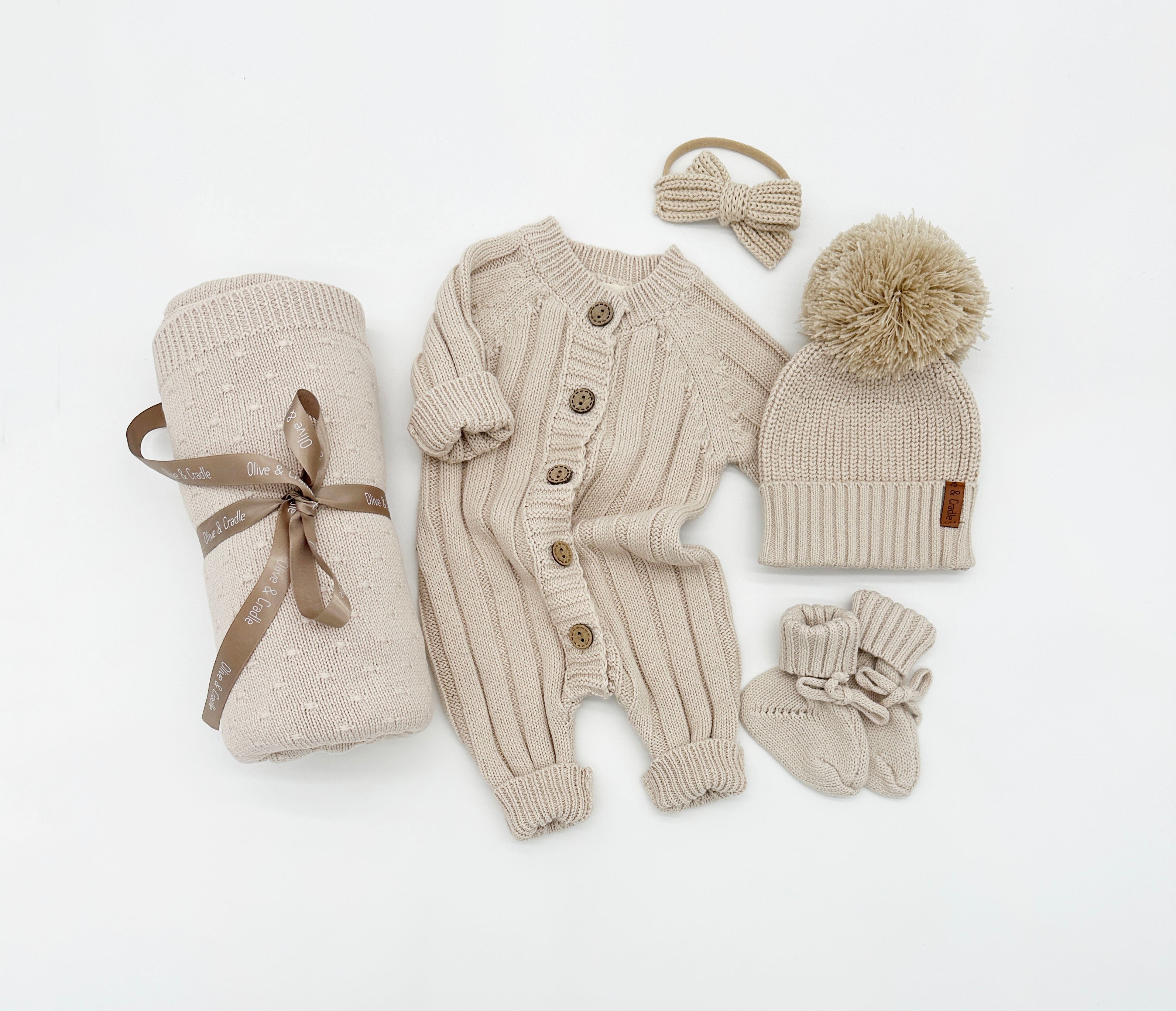 Taupe_milo_gift_set_blanket.