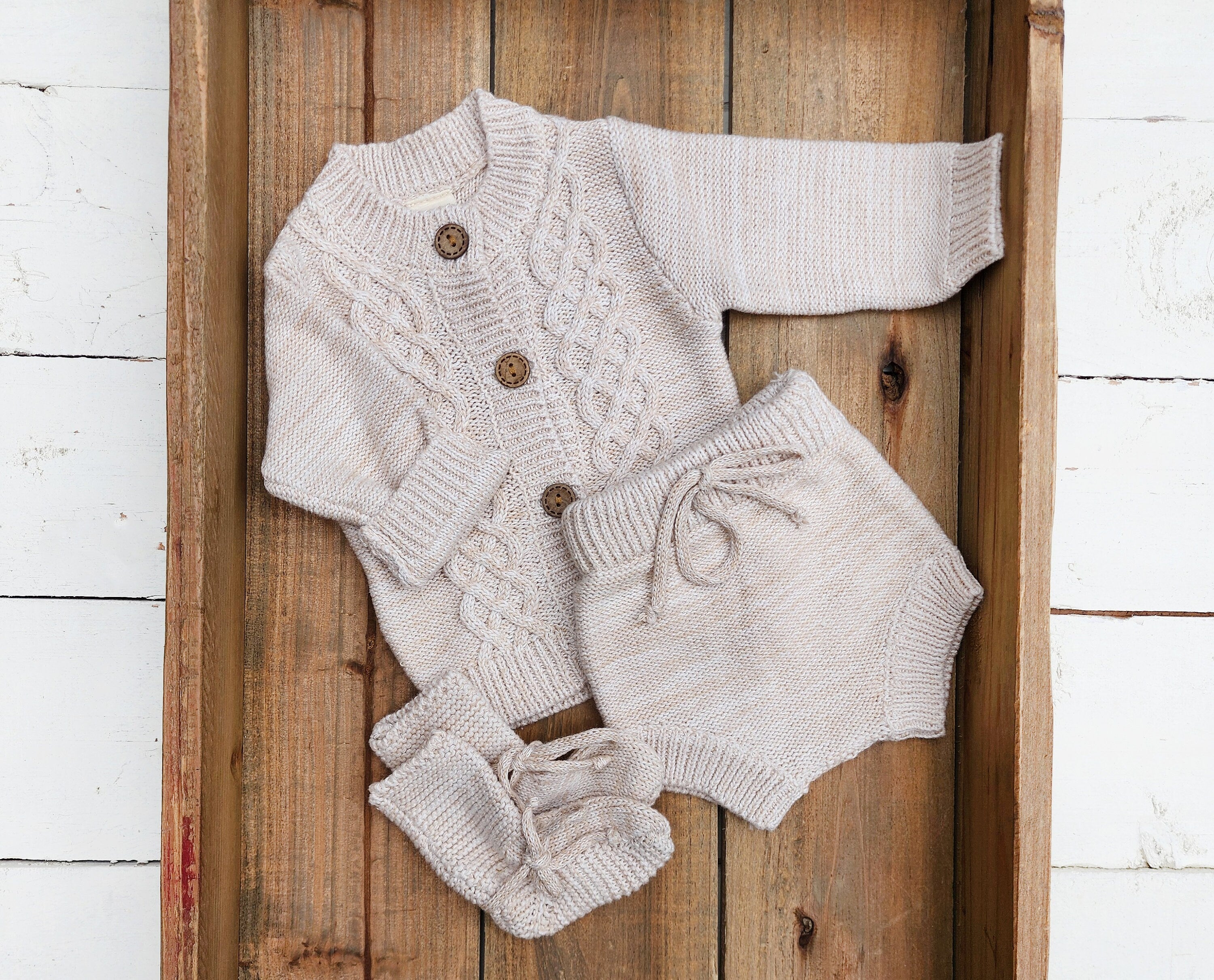 Cotton Knitted Cardigan bloomer booties | Matais 3pc Set – Olive