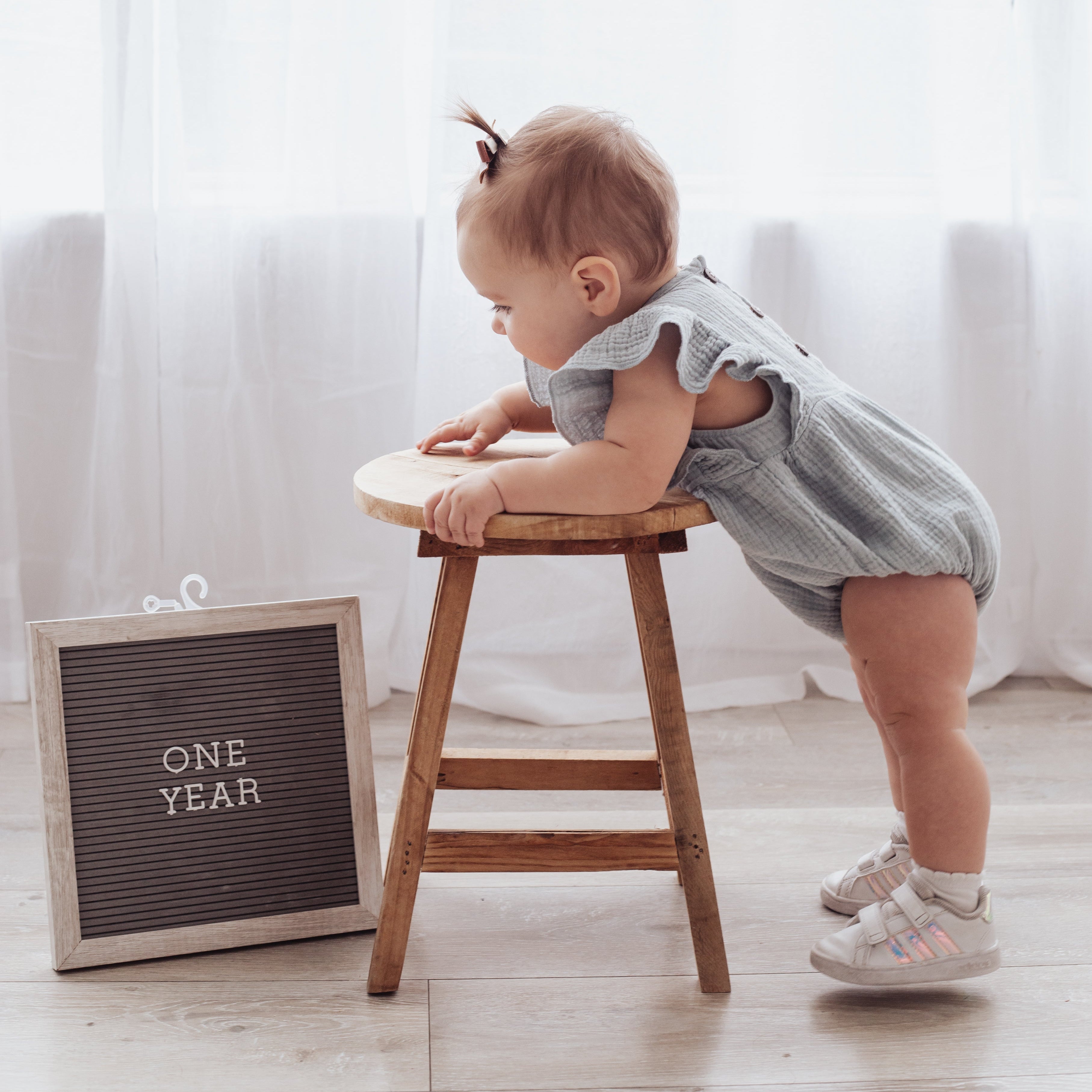 Milana Muslin Bubble Romper + Bow – Olive and Cradle