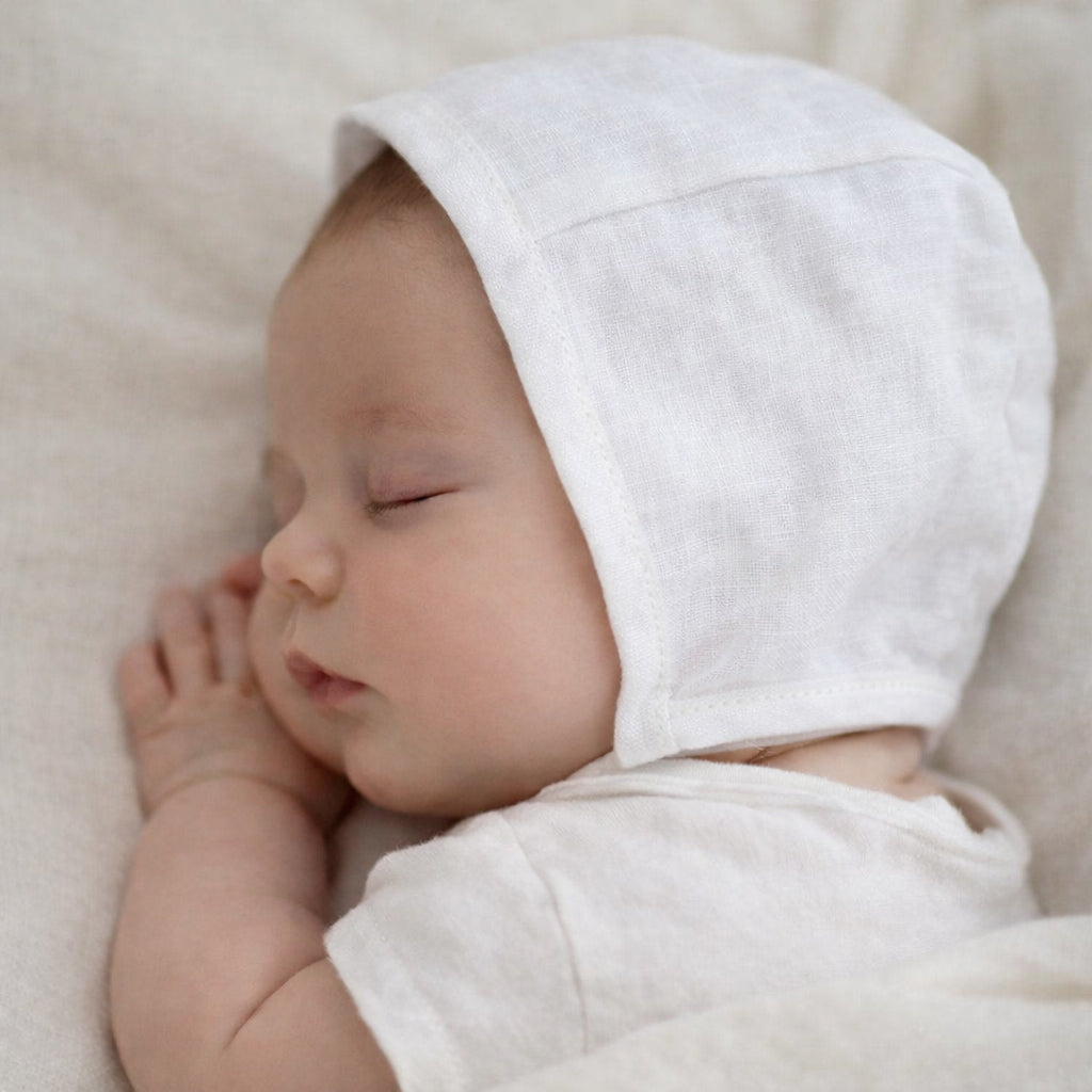 White LINEN Bonnet with muslin liner